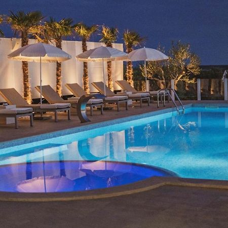 Luxury Apartments White Villa Violeta Mandre Exteriér fotografie