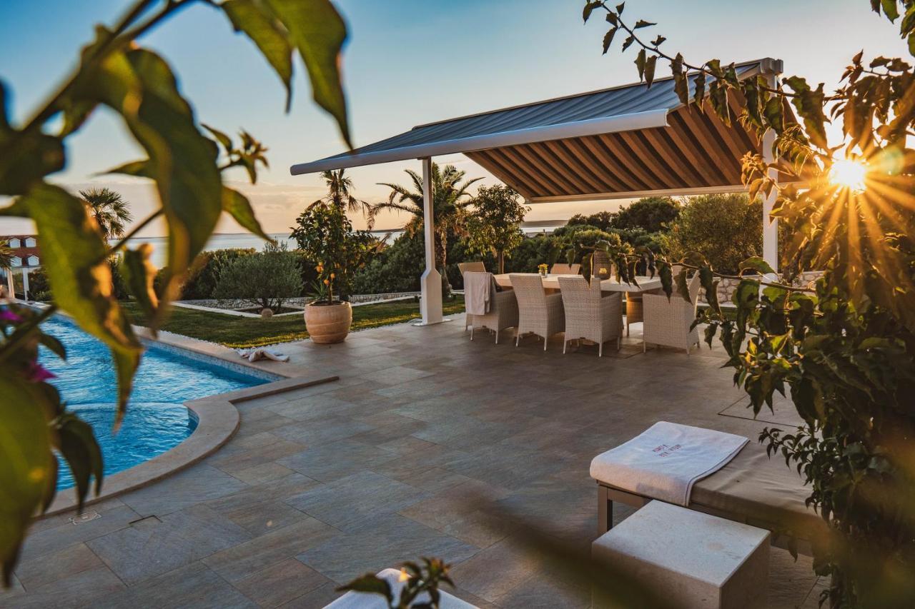 Luxury Apartments White Villa Violeta Mandre Exteriér fotografie