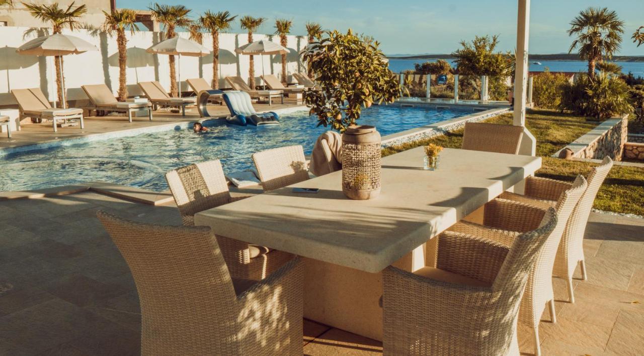 Luxury Apartments White Villa Violeta Mandre Exteriér fotografie