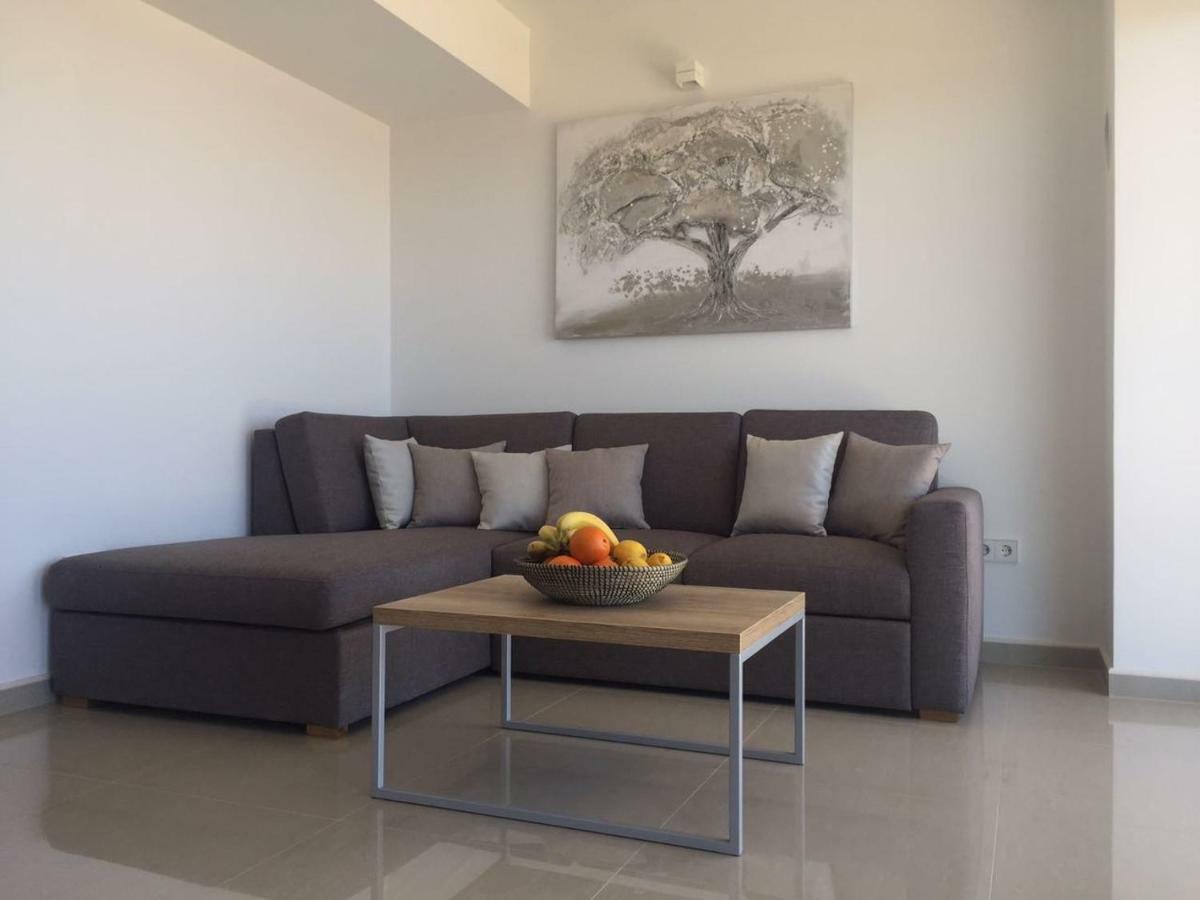 Luxury Apartments White Villa Violeta Mandre Exteriér fotografie