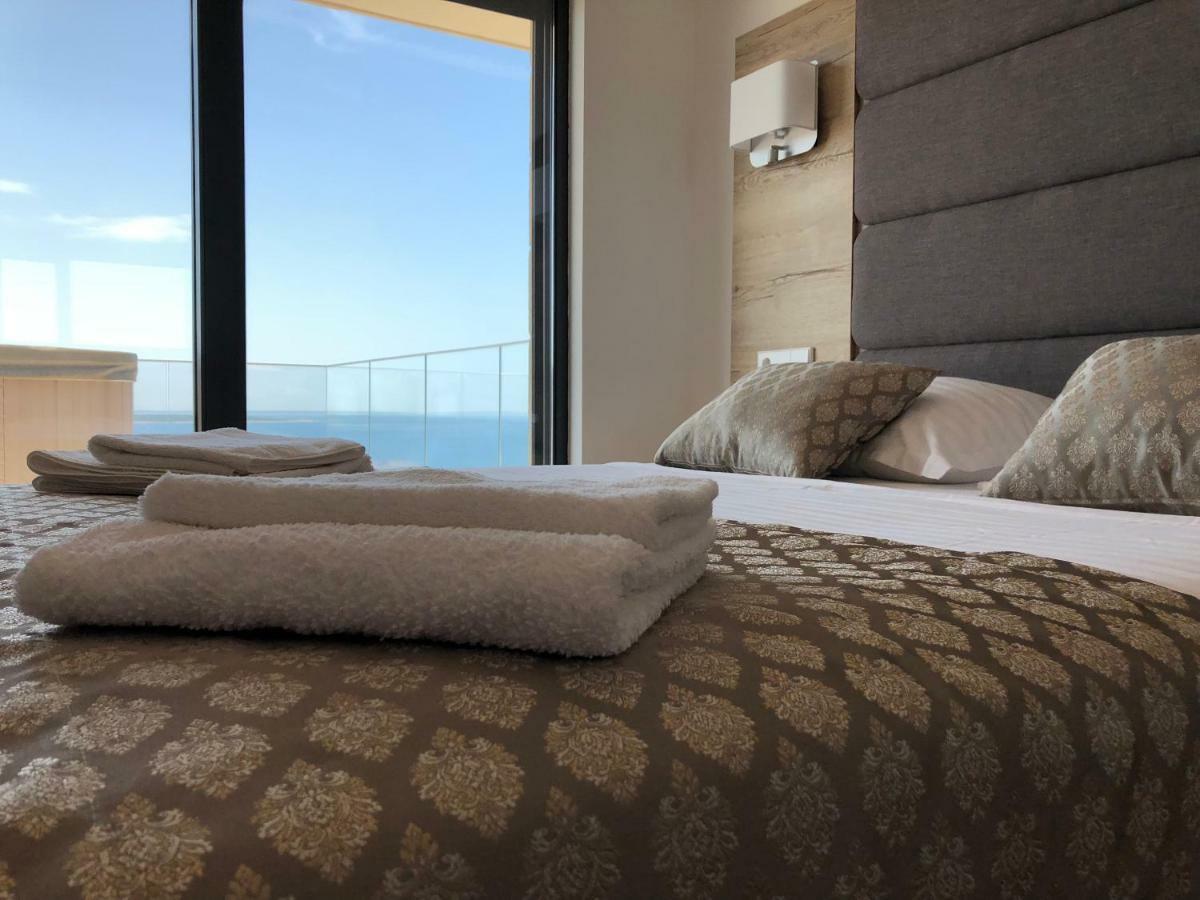 Luxury Apartments White Villa Violeta Mandre Exteriér fotografie